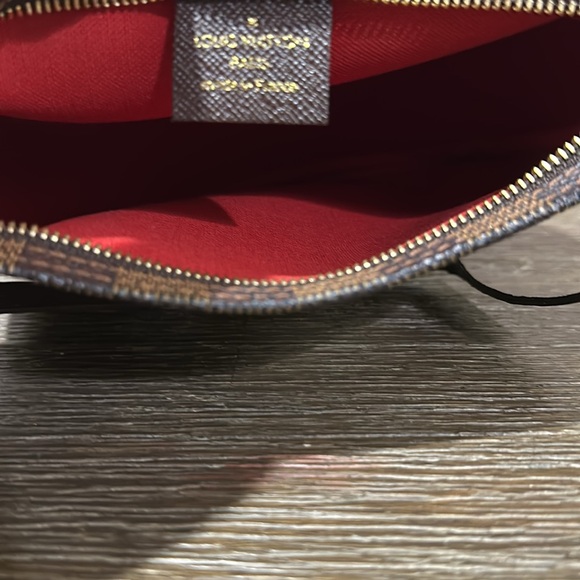 Louis Vuitton Damier Ebene Trousse - Picture 4 of 7